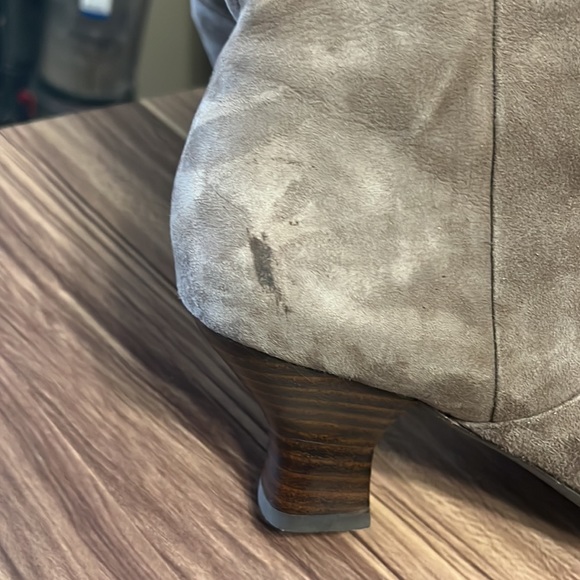 Naya, Anthropologie Dalia gray suede boots with button detail on top. - Picture 10 of 16